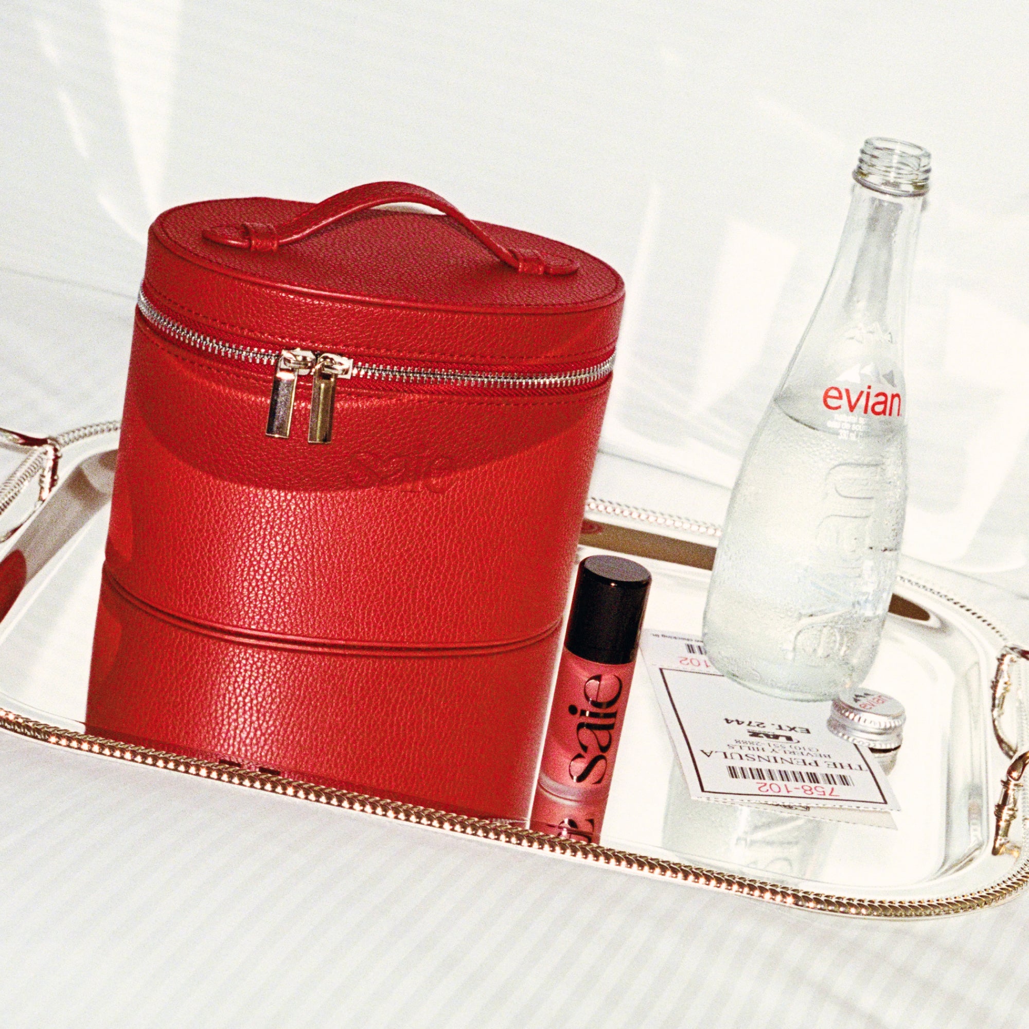 Saie_MiniVanityCase_Red_Lifestyle3.jpg